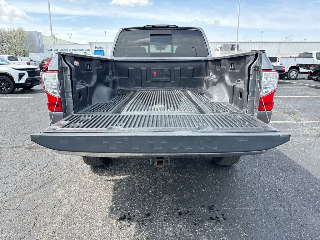 Used 2017 Nissan Titan SV RWD image 23