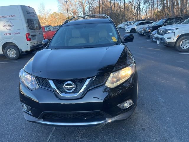 Used 2016 Nissan Rogue SL image 2