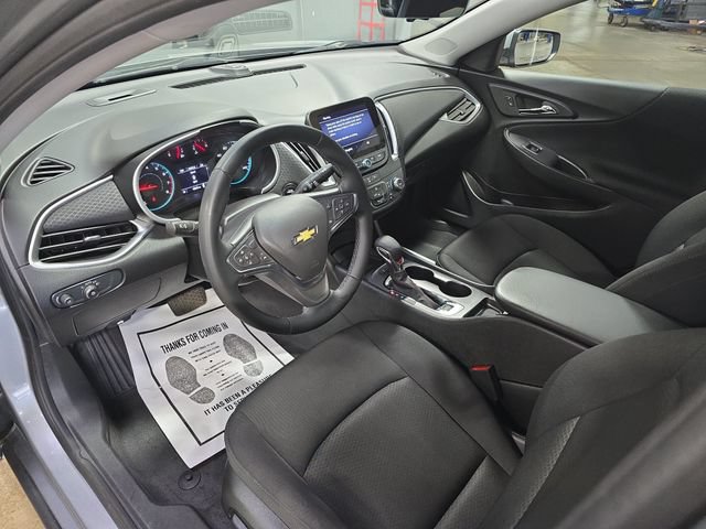 Used 2024 Chevrolet Malibu RS w/ LPO, Floor Liner Package FWD image 17