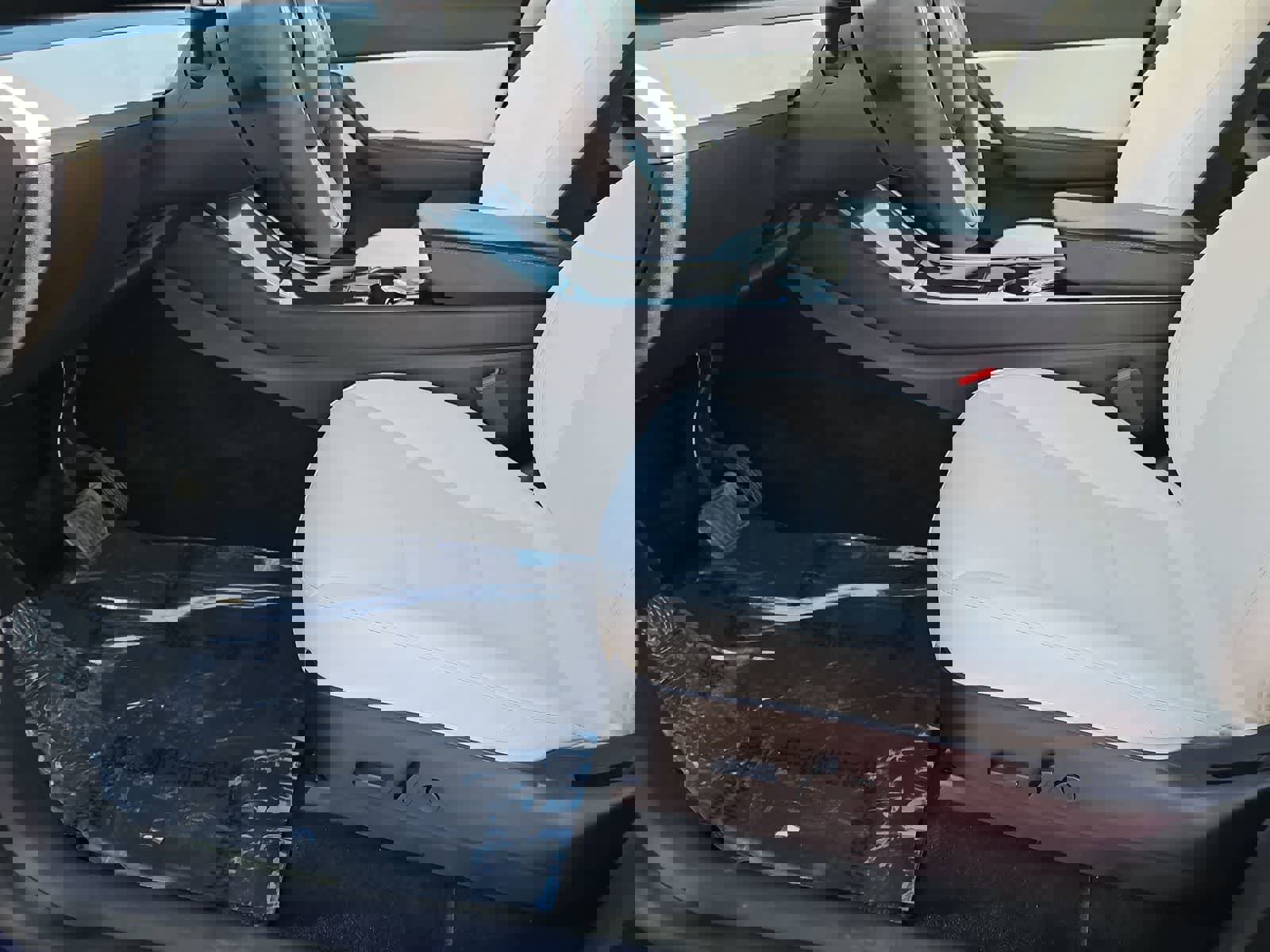 Used 2020 Tesla Model Y Long Range image 15