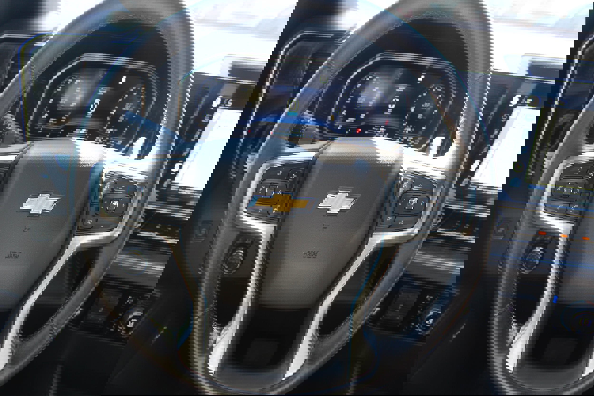 Used 2022 Chevrolet Silverado 1500 LTZ w/ LTZ Premium Package image 8