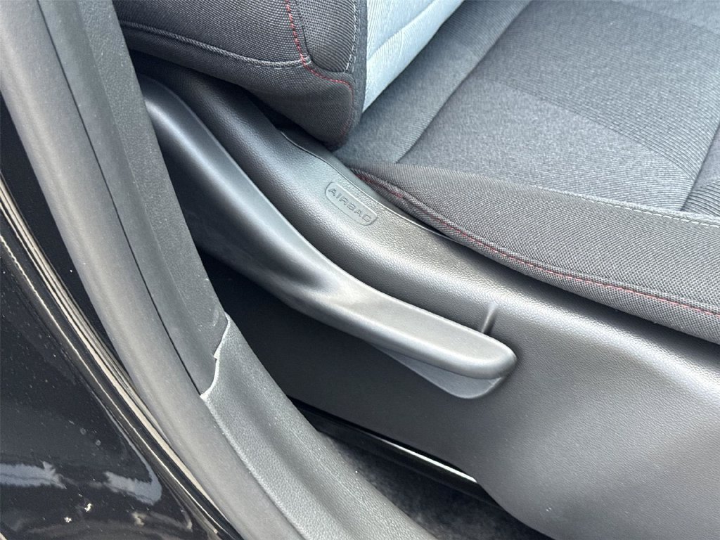New 2026 Chevrolet Trax RS w/ Driver Confidence Package FWD image 32