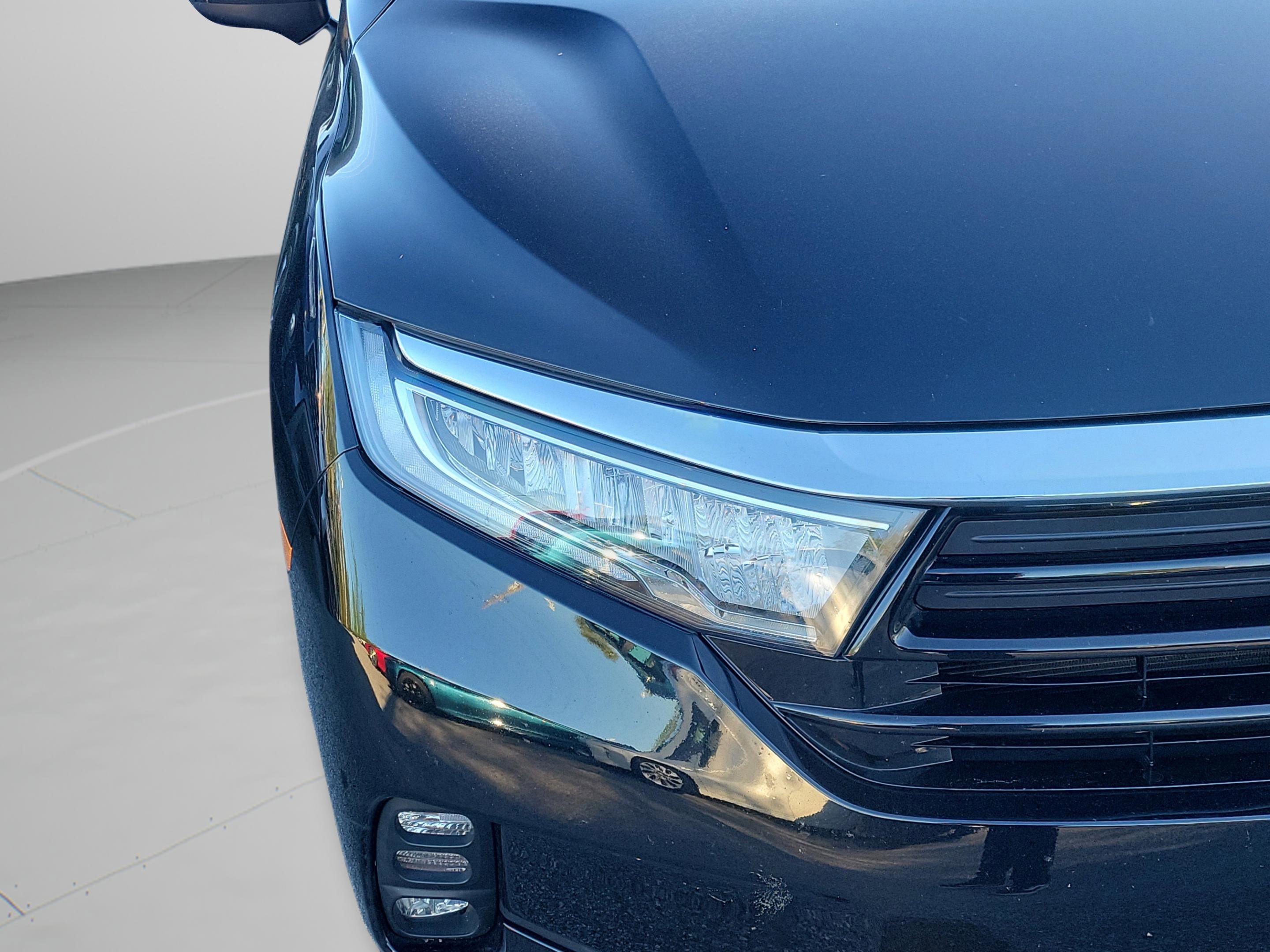 Used 2023 Honda Odyssey EX-L image 12