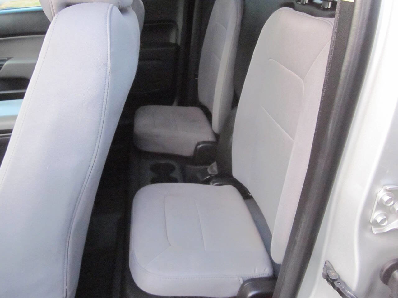 Used 2020 Chevrolet Colorado W/T w/ WT Convenience Package image 12