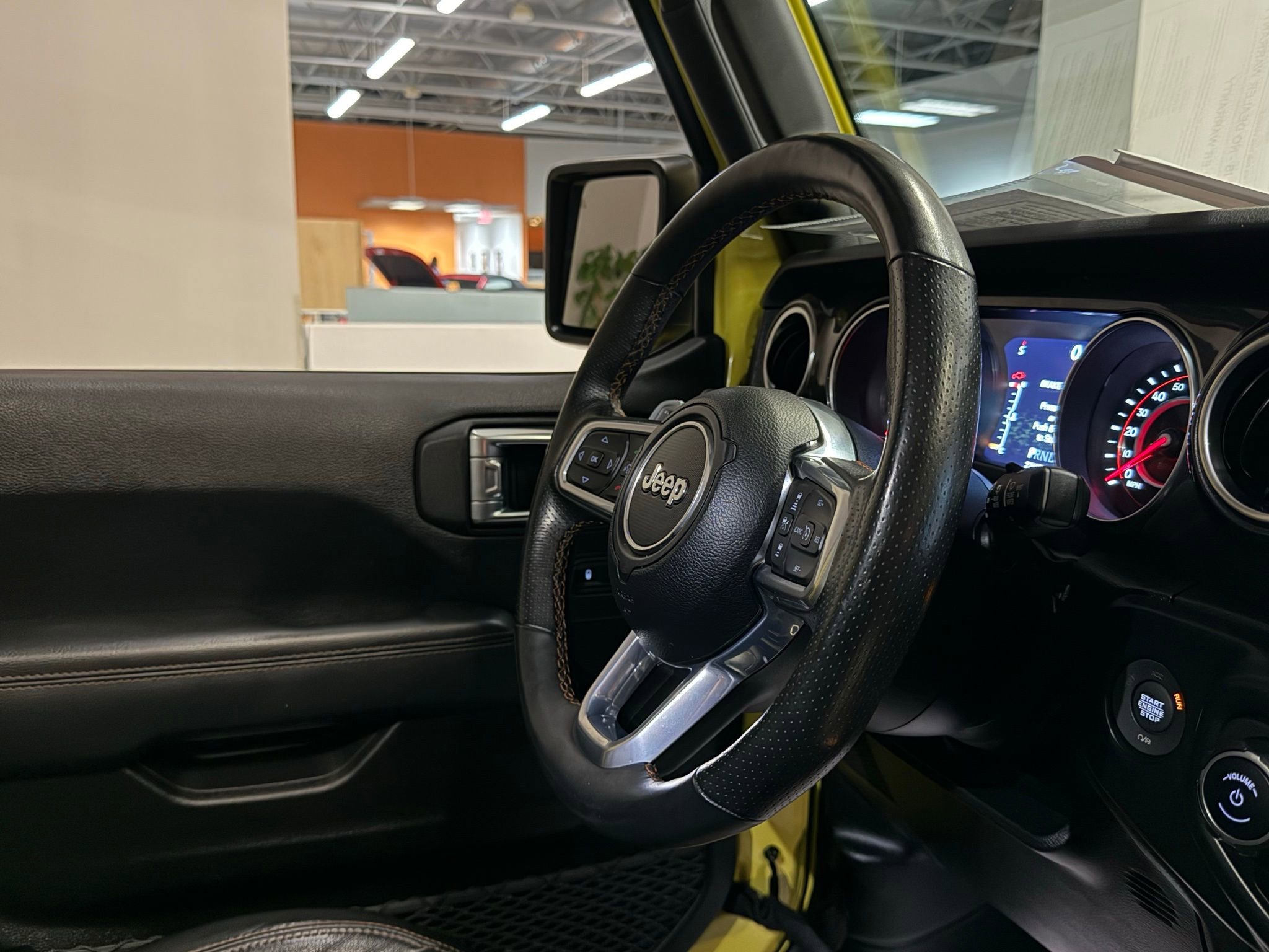 Used 2022 Jeep Wrangler Unlimited Rubicon w/ Trailer Tow Package image 25