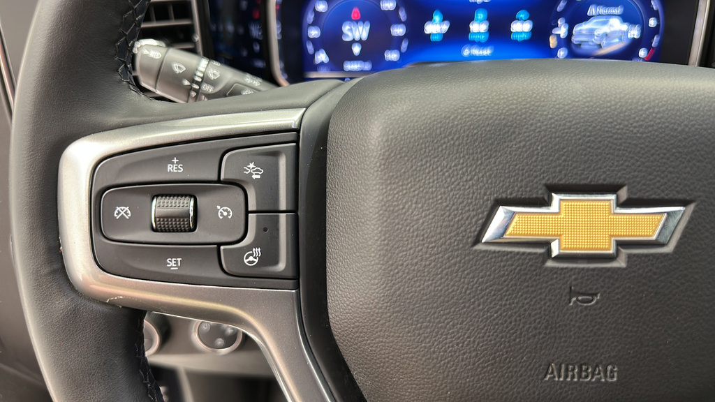 Used 2024 Chevrolet Silverado 1500 LT AWD/4WD image 20
