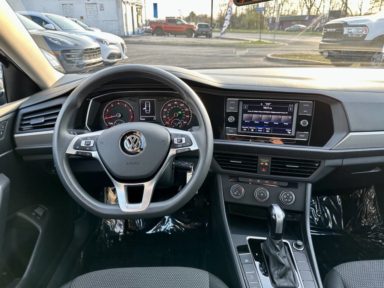 Used 2021 Volkswagen Jetta S image 19