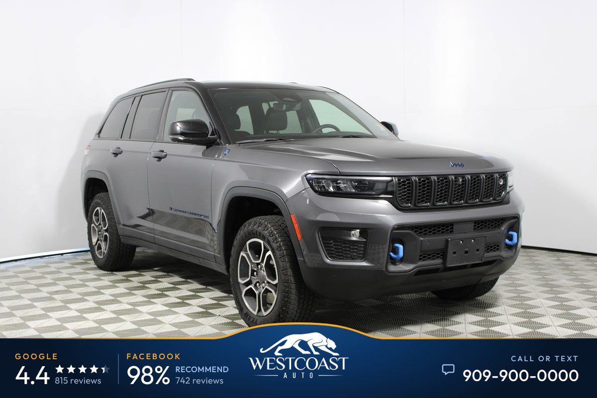 Used 2022 Jeep Grand Cherokee Trailhawk w/ Advanced Protech Group II