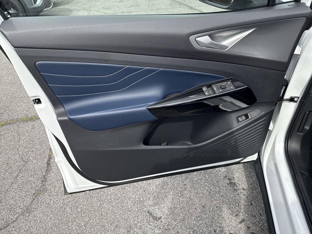 New 2025 Volkswagen ID.4 Pro S image 24