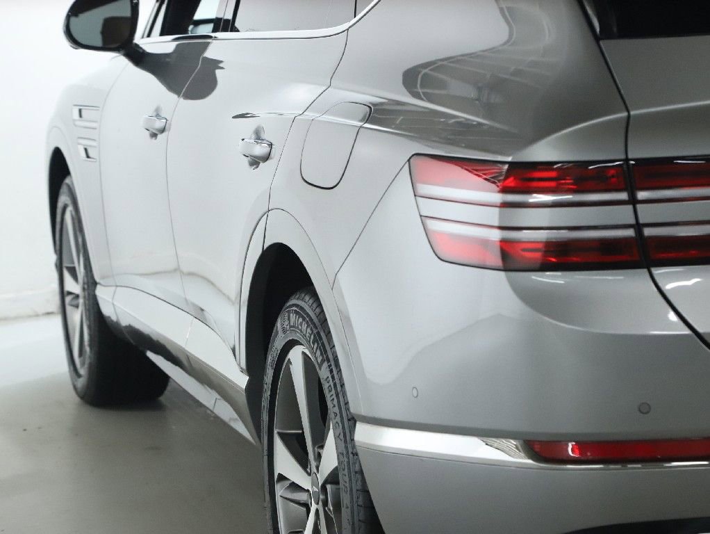 Used 2023 Genesis GV80 3.5T w/ Advanced Package image 43