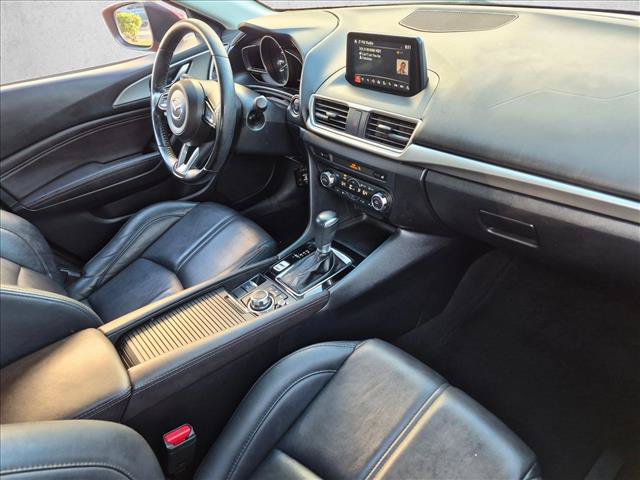Used 2017 MAZDA MAZDA3 Touring FWD image 19
