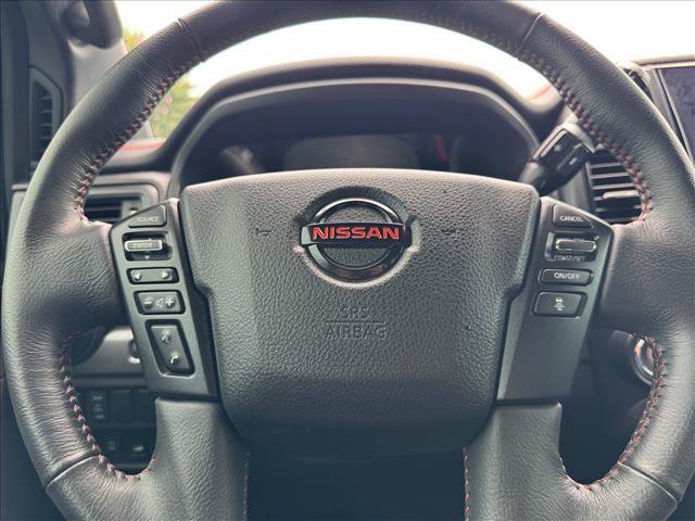 Used 2021 Nissan Titan PRO-4X AWD/4WD image 19