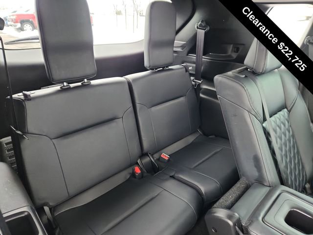 Used 2023 Mitsubishi Outlander SEL image 28