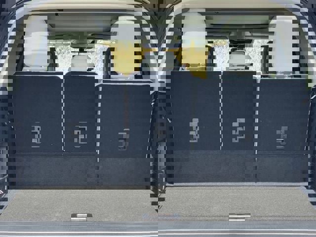 New 2026 Ford Expedition Platinum w/ Driver's Package image 22