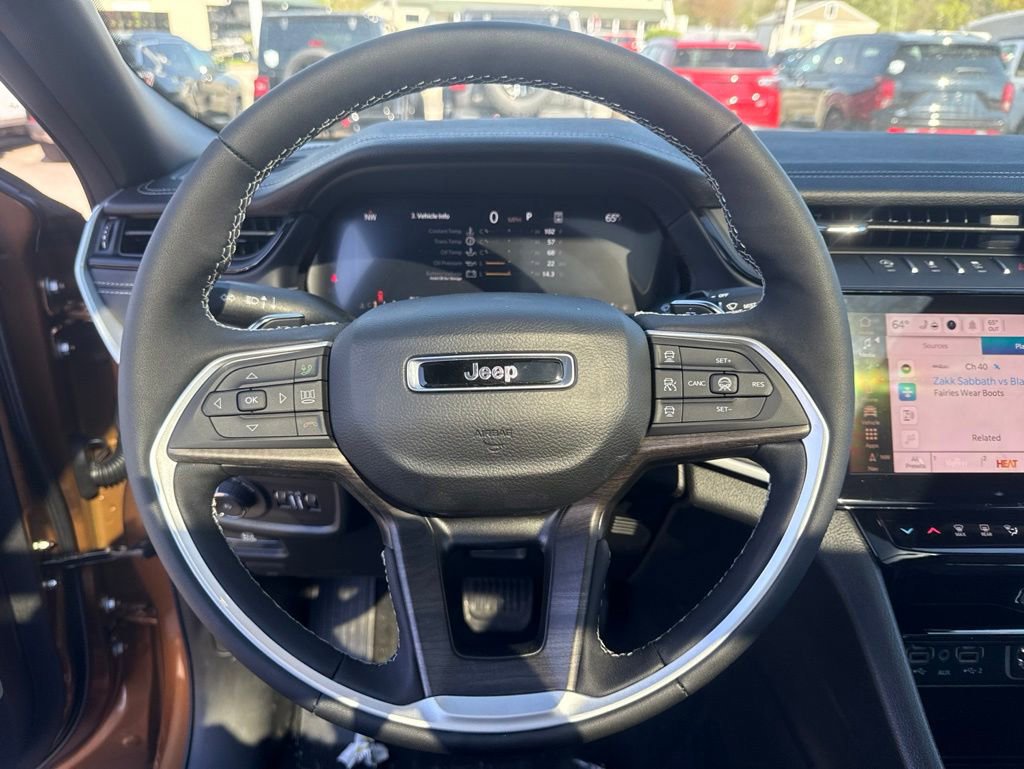 New 2026 Jeep Grand Cherokee Limited AWD/4WD image 10