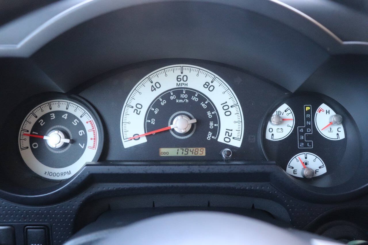 Used 2010 Toyota FJ Cruiser 4WD image 22