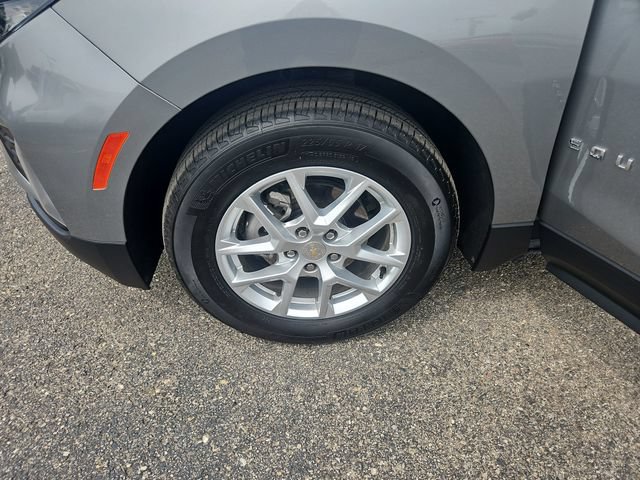 Used 2024 Chevrolet Equinox LT FWD image 26