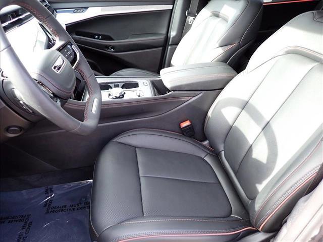 Used 2024 Jeep Wagoneer Launch Edition image 15