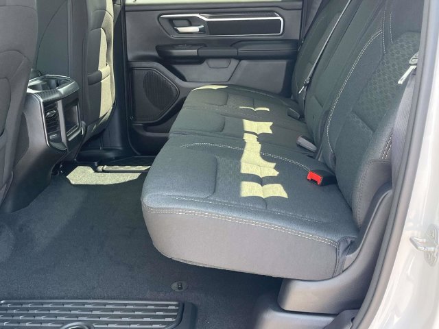 New 2027 RAM 1500 4x4 Crew Cab image 12