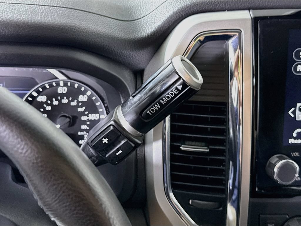 Certified 2021 Nissan Titan SV w/ SV Convenience Package AWD/4WD image 11