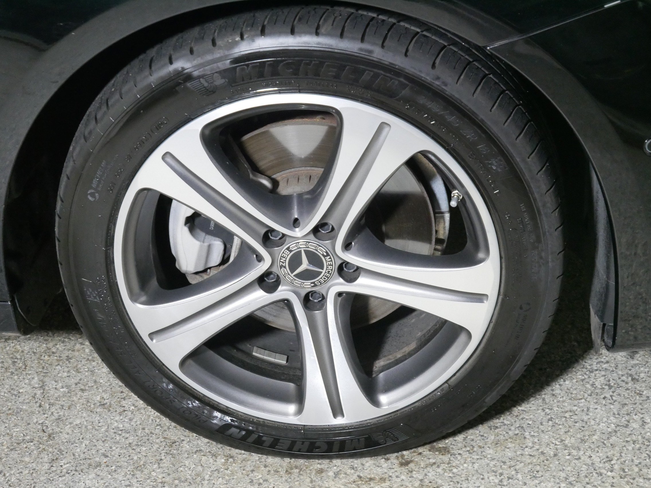 Used 2018 Mercedes-Benz E 300 4MATIC image 15