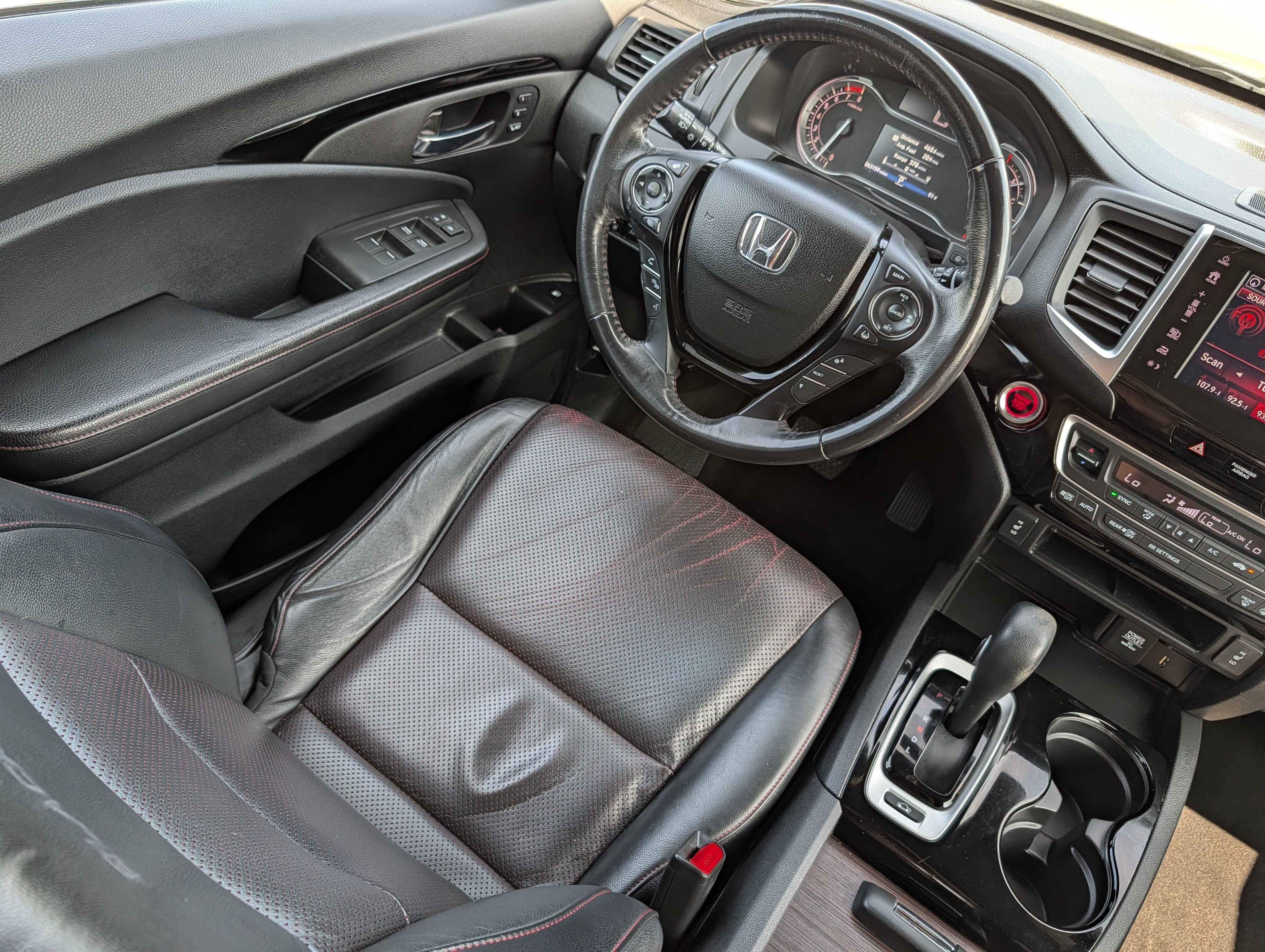 Used 2017 Honda Ridgeline Black Edition image 9