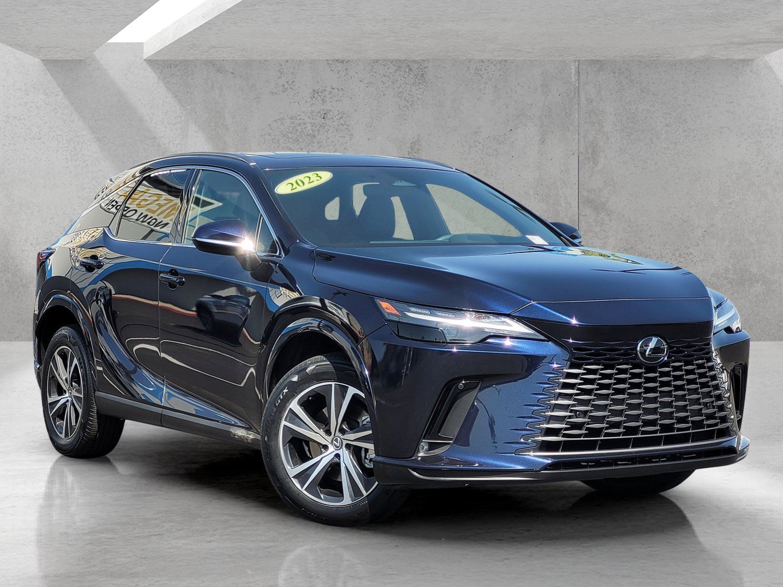 Used 2023 Lexus RX 350 Premium w/ Accessory Package (Z1) FWD image 2