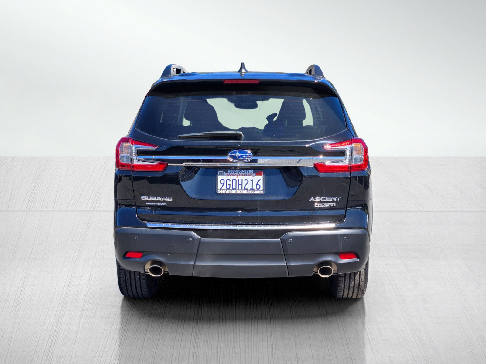 Used 2023 Subaru Ascent Touring AWD/4WD image 5