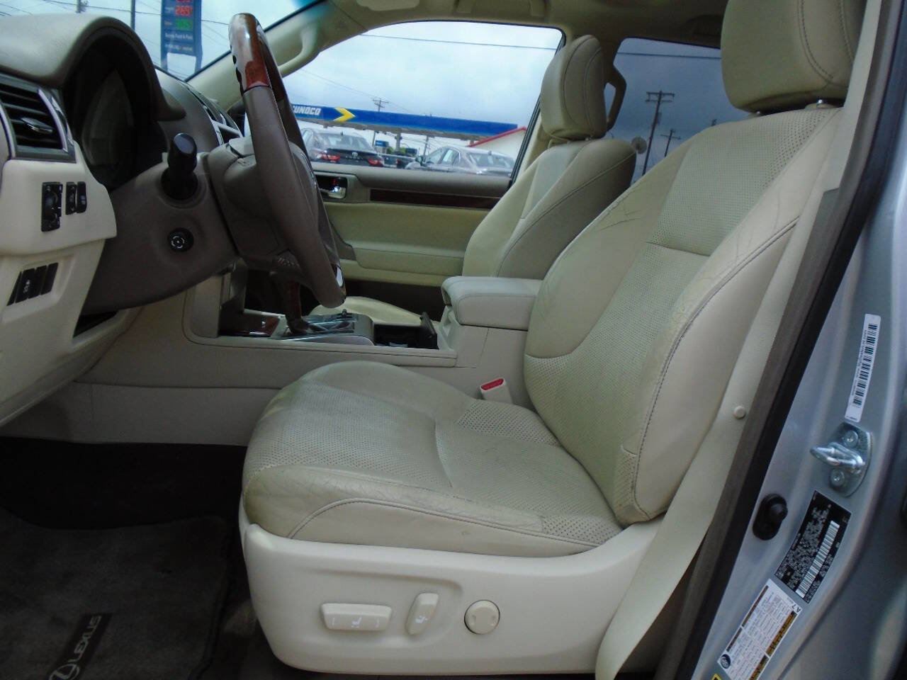 Used 2010 Lexus GX 460 image 9