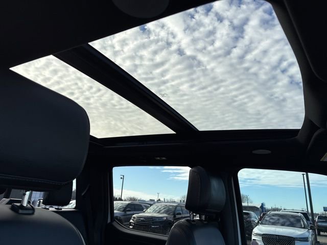 Used 2023 Ford F150 Lariat w/ Equipment Group 502A High image 9