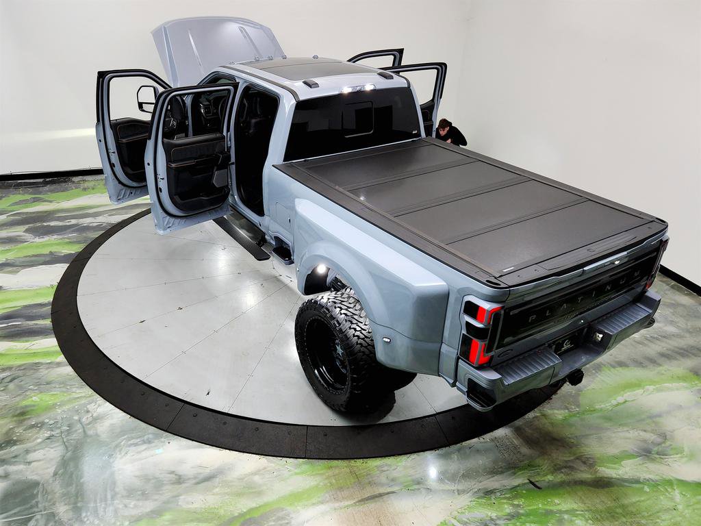 Used 2024 Ford F450 Platinum w/ FX4 Off-Road Package AWD/4WD image 40