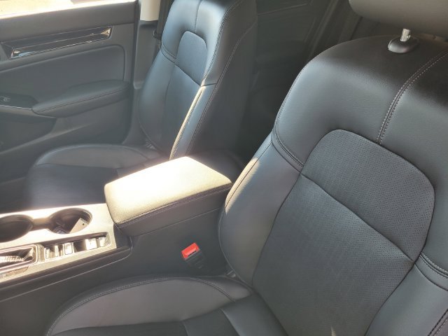 Used 2023 Honda Civic Touring image 11