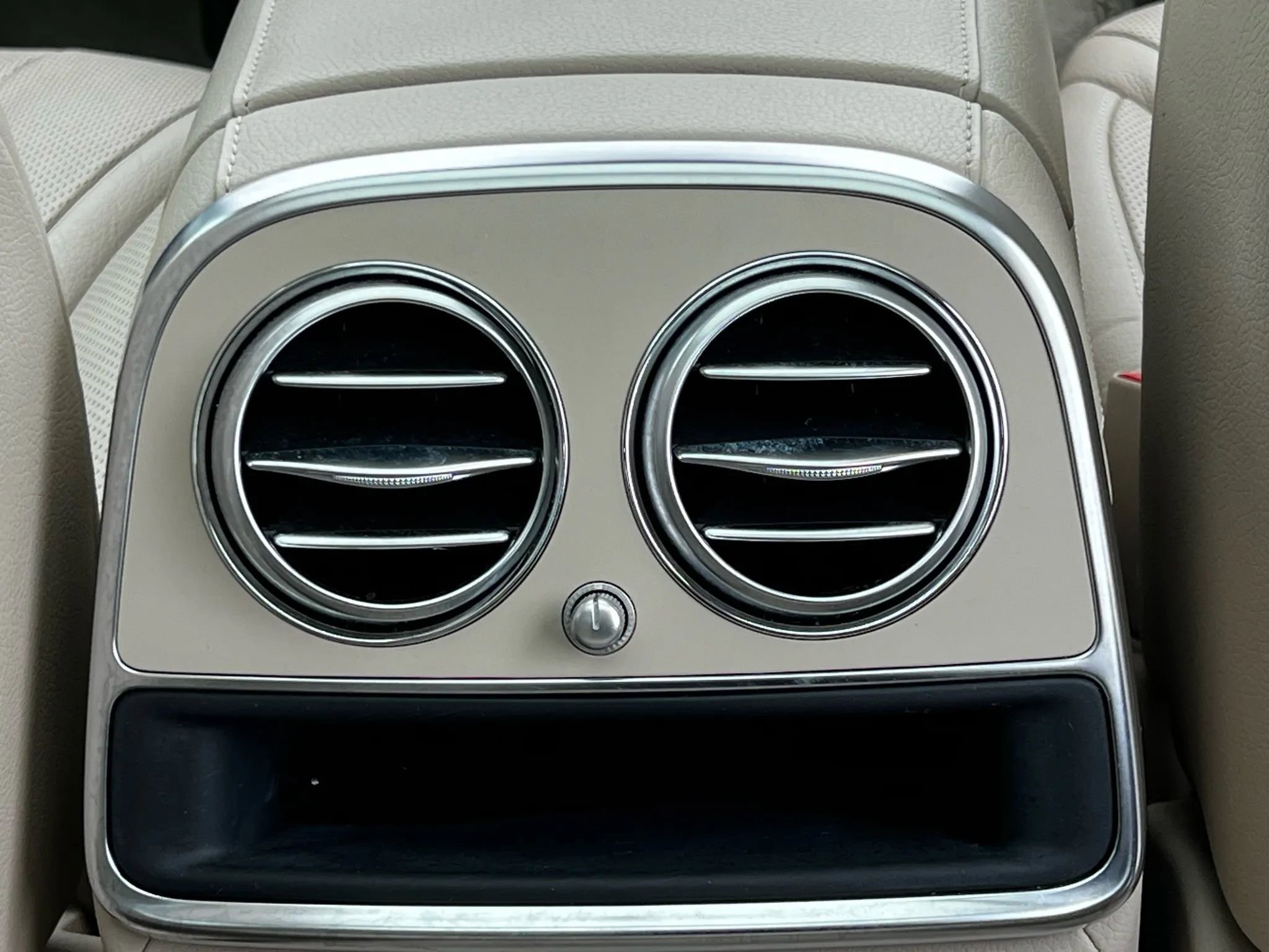 Used 2014 Mercedes-Benz S 550 Sedan image 21