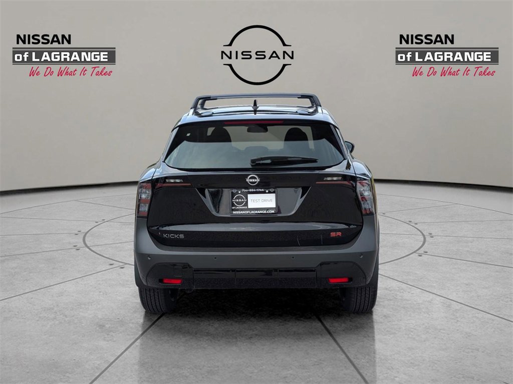 New 2026 Nissan Kicks SR image 6