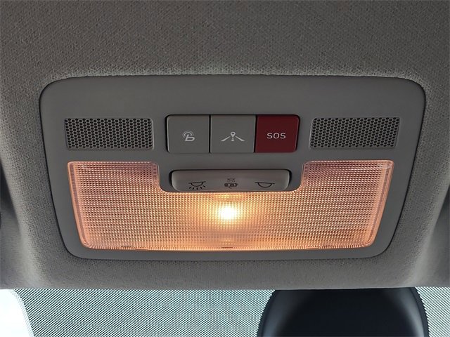 Certified 2022 Hyundai Venue Limited image 20