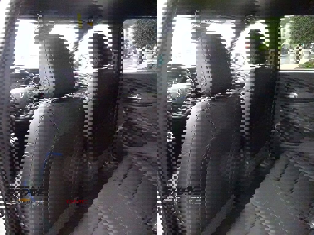 New 2026 Buick Envista Sport Touring w/ Convenience I Package FWD image 19