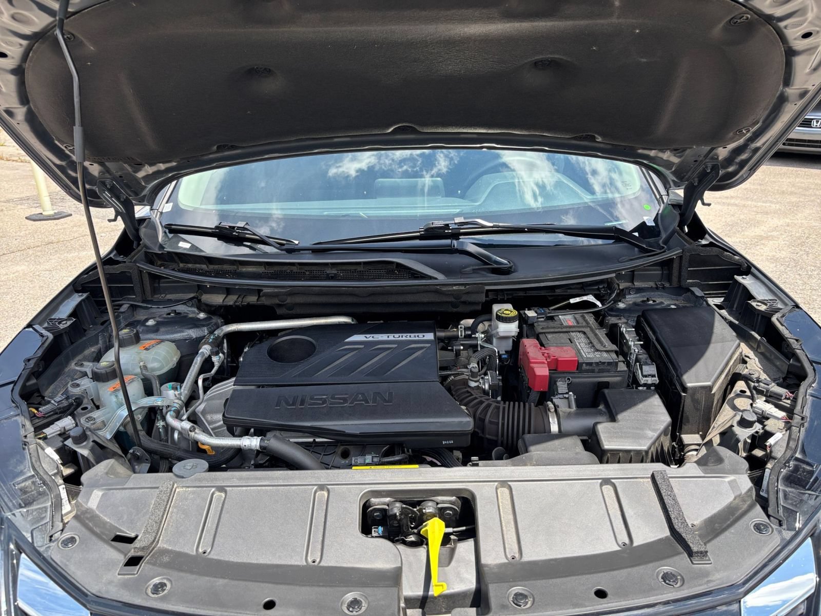 Used 2025 Nissan Rogue SV AWD/4WD image 29