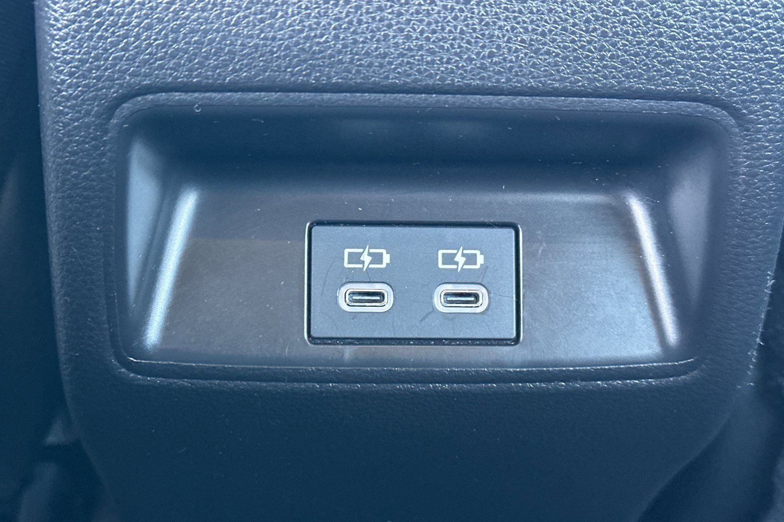 Used 2025 Toyota Corolla LE image 41