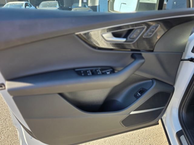 Used 2022 Audi Q7 3.0T Premium Plus image 19