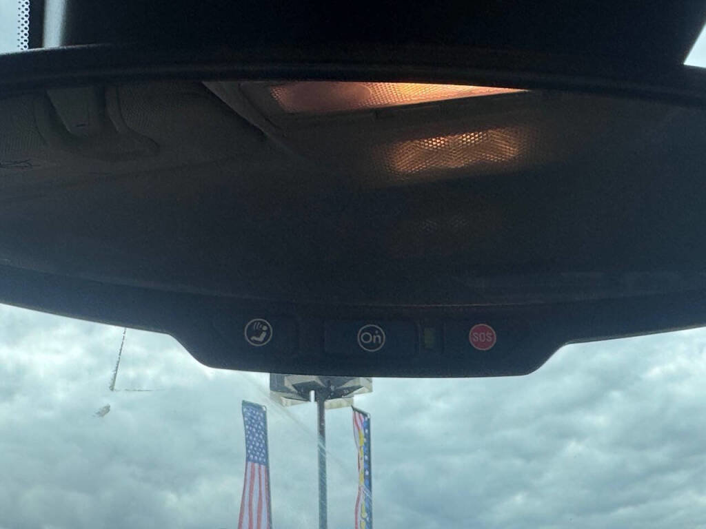 Used 2019 Buick Encore Sport Touring image 15