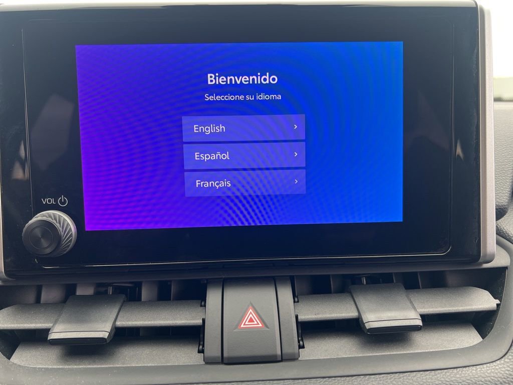 Used 2023 Toyota RAV4 SE image 14