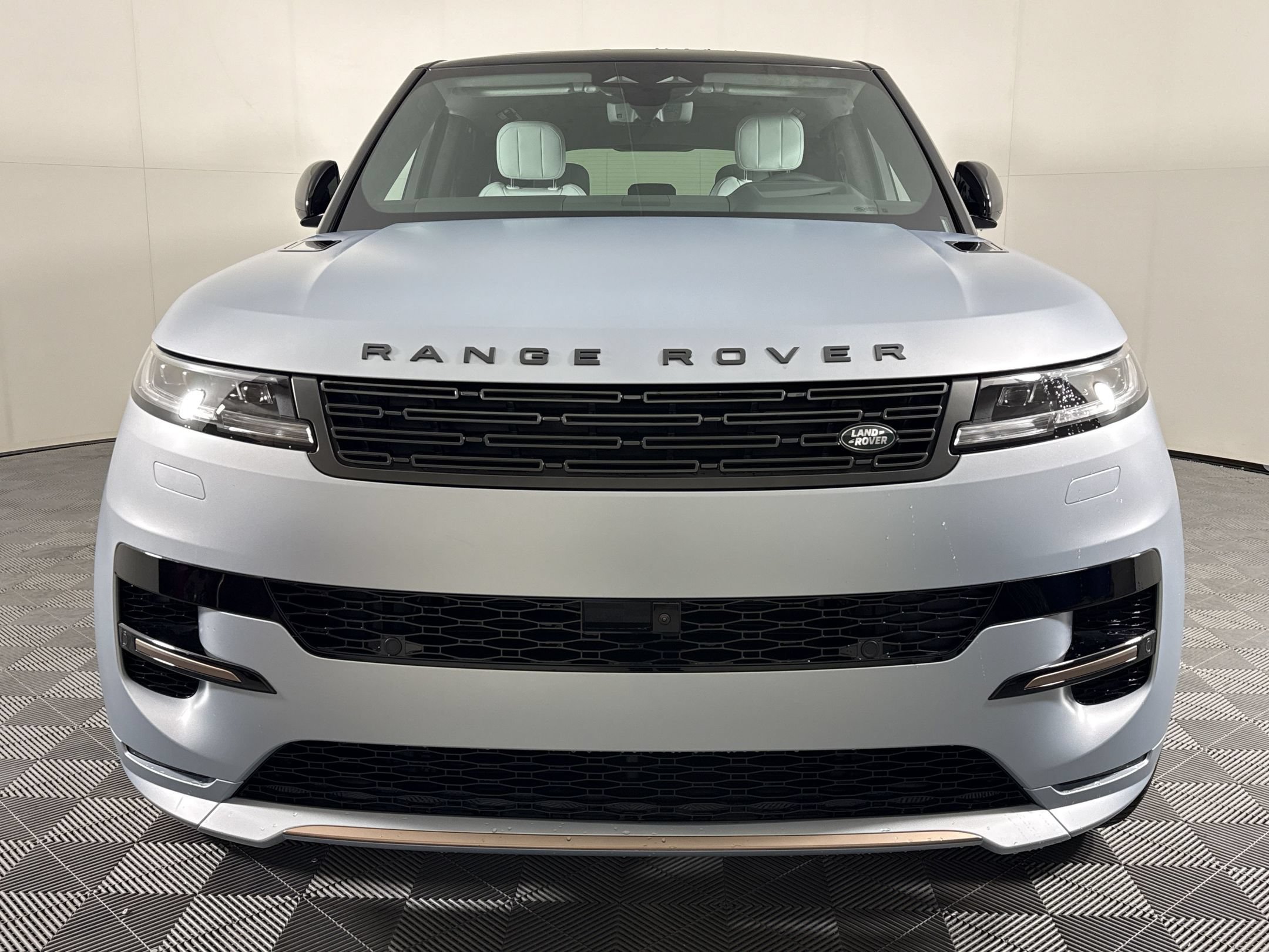 New 2026 Land Rover Range Rover Sport Autobiography AWD/4WD image 6