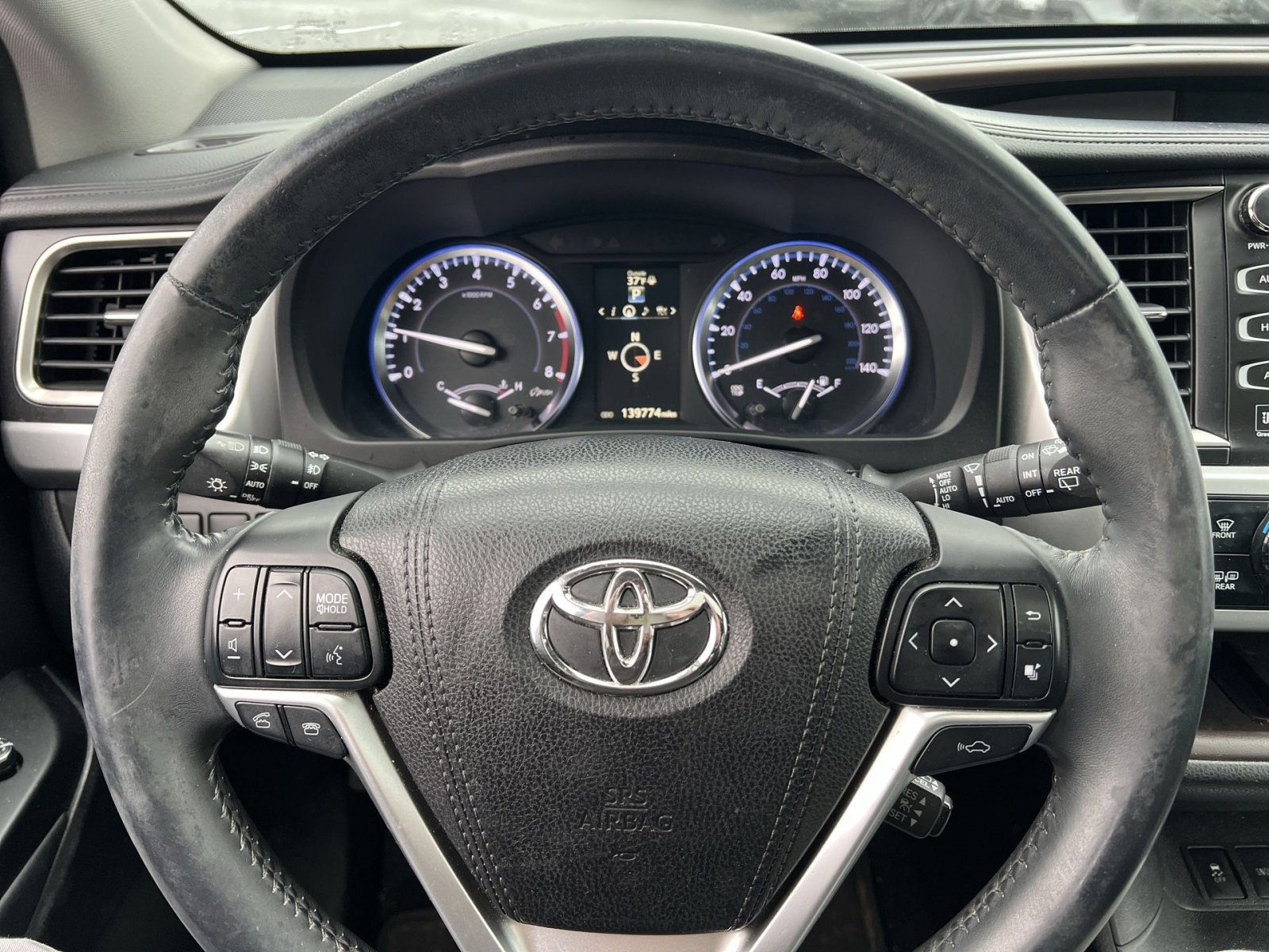 Used 2016 Toyota Highlander Limited w/ Driver Technology Package image 16