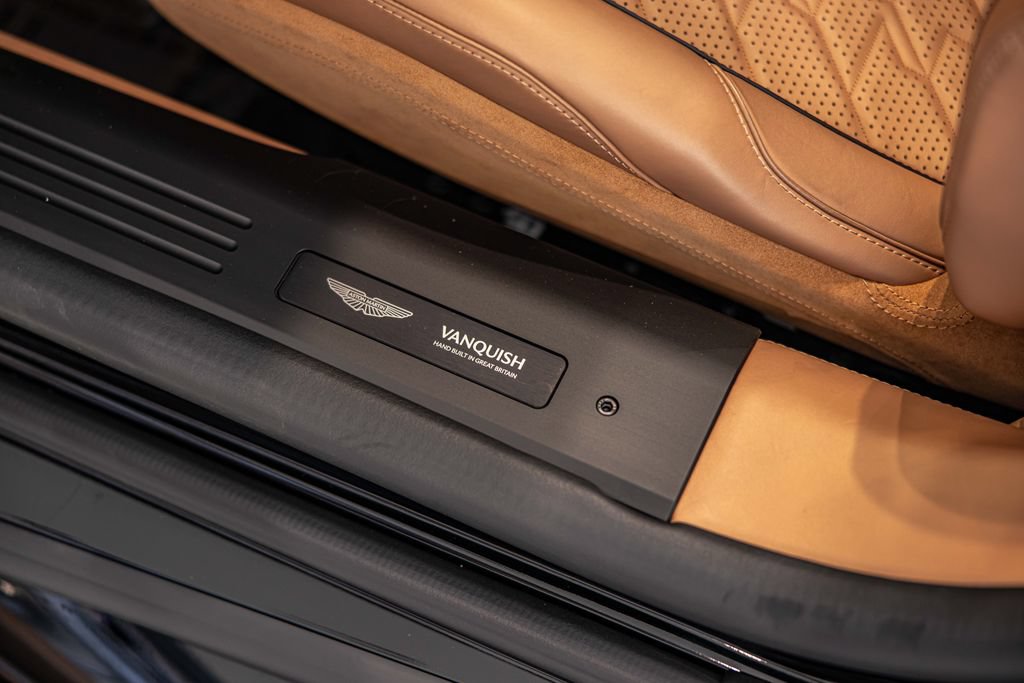 New 2026 Aston Martin Vanquish Convertible RWD image 14