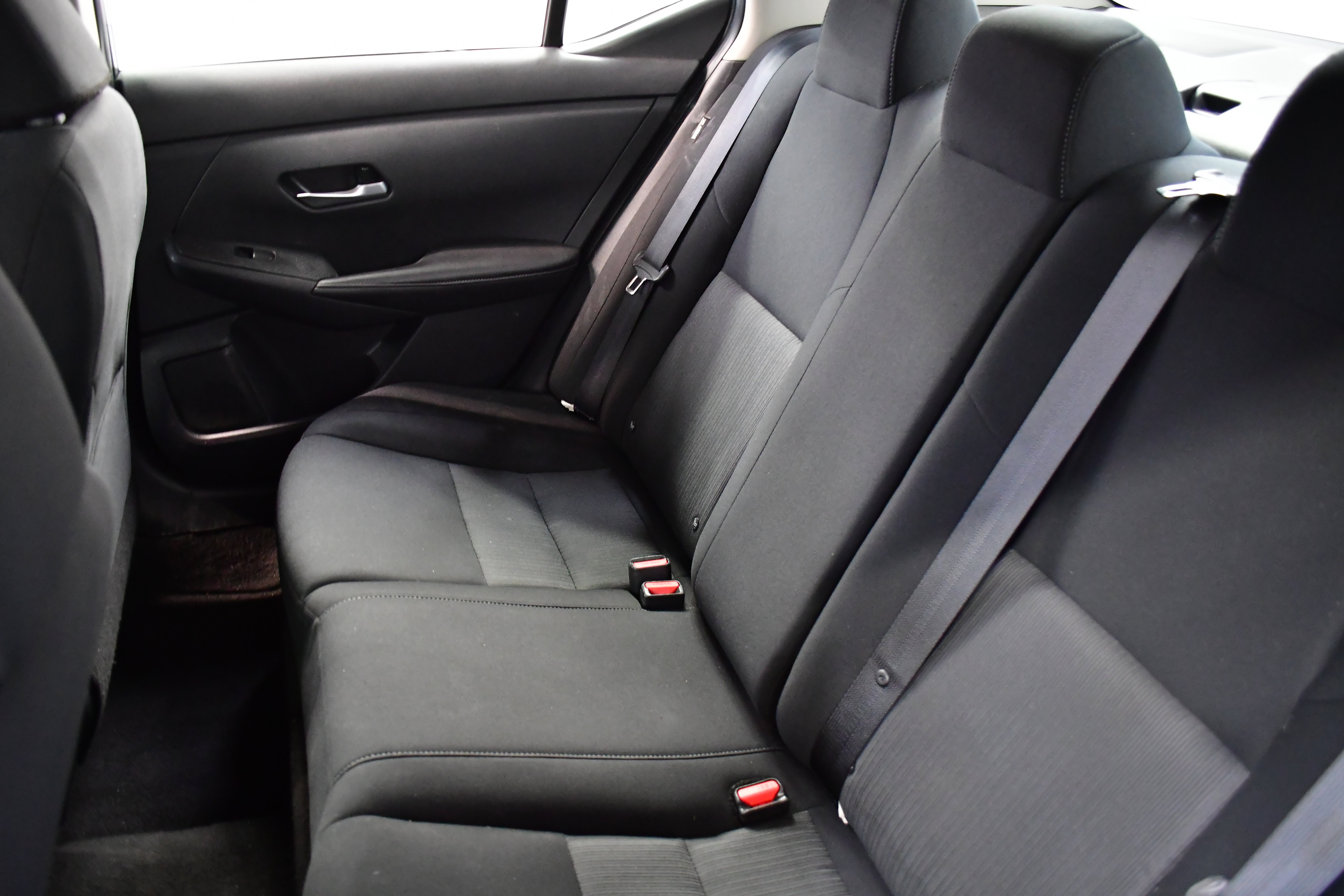 Used 2023 Nissan Sentra SV image 9