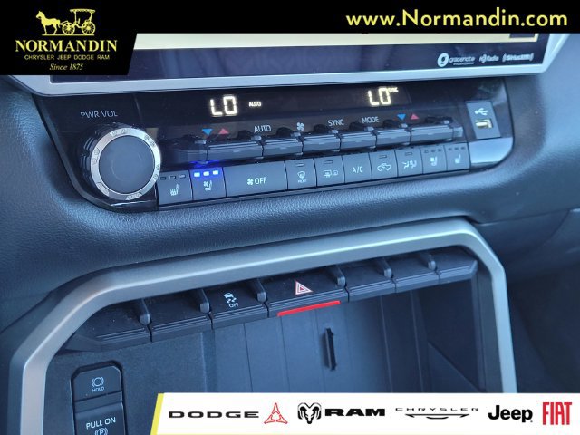 Used 2023 Toyota Tundra Limited AWD/4WD image 11