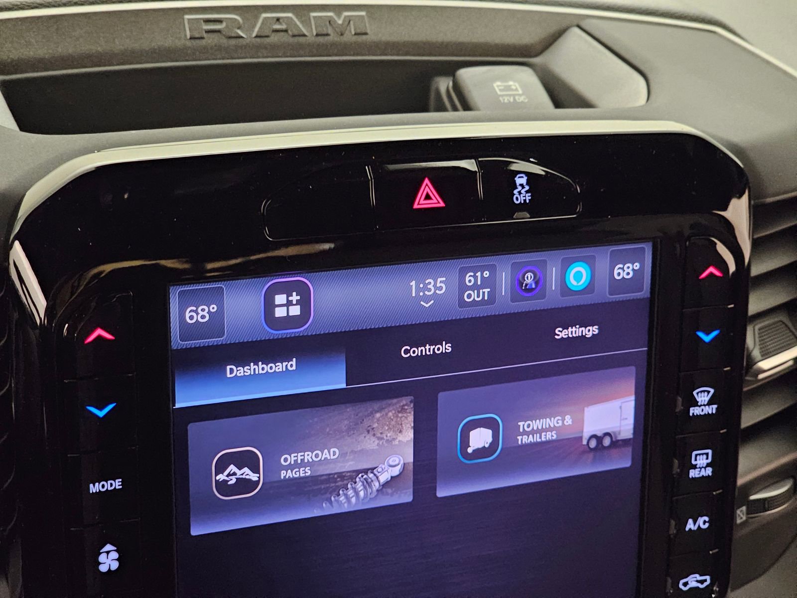 New 2026 RAM 3500 Tradesman AWD/4WD image 11