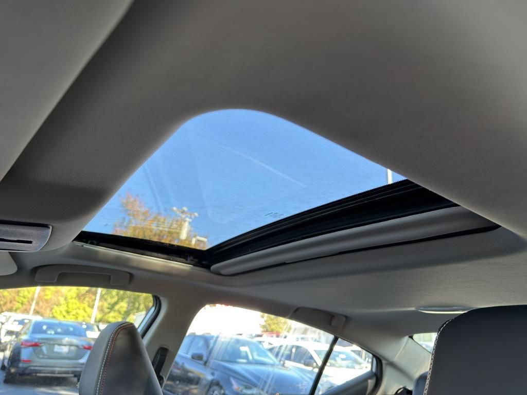 New 2025 Nissan Altima 2.5 SR image 29