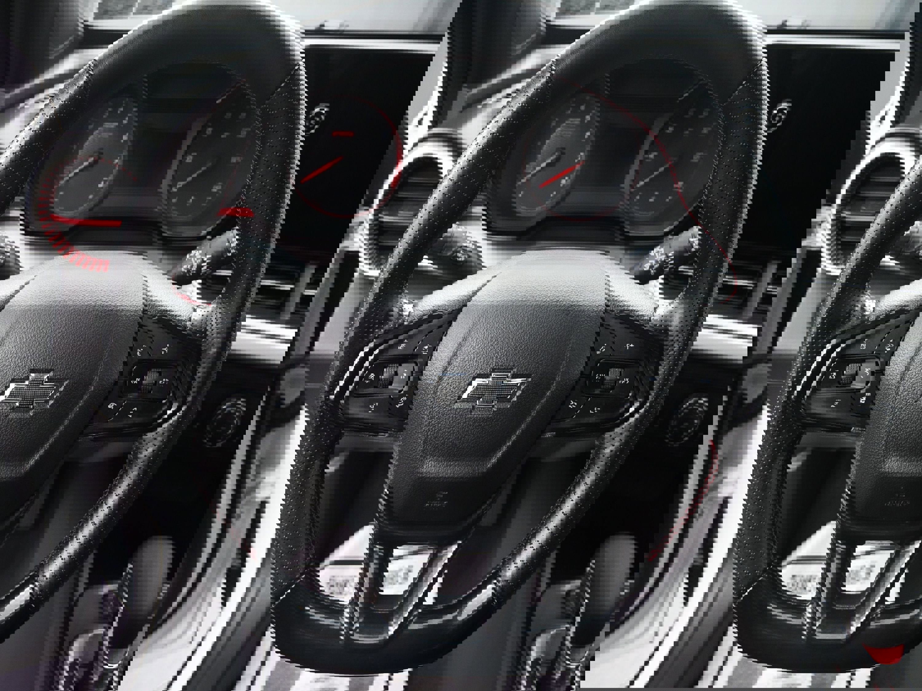 Certified 2024 Chevrolet Trax RS w/ Driver Confidence Package image 10