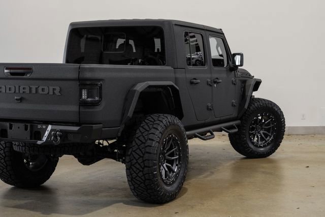 Used 2025 Jeep Gladiator Rubicon w/ Safety Group AWD/4WD image 38